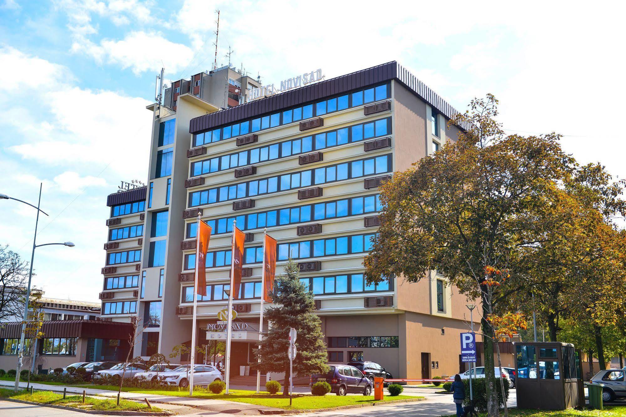 Hotel Novi Sad Luaran gambar